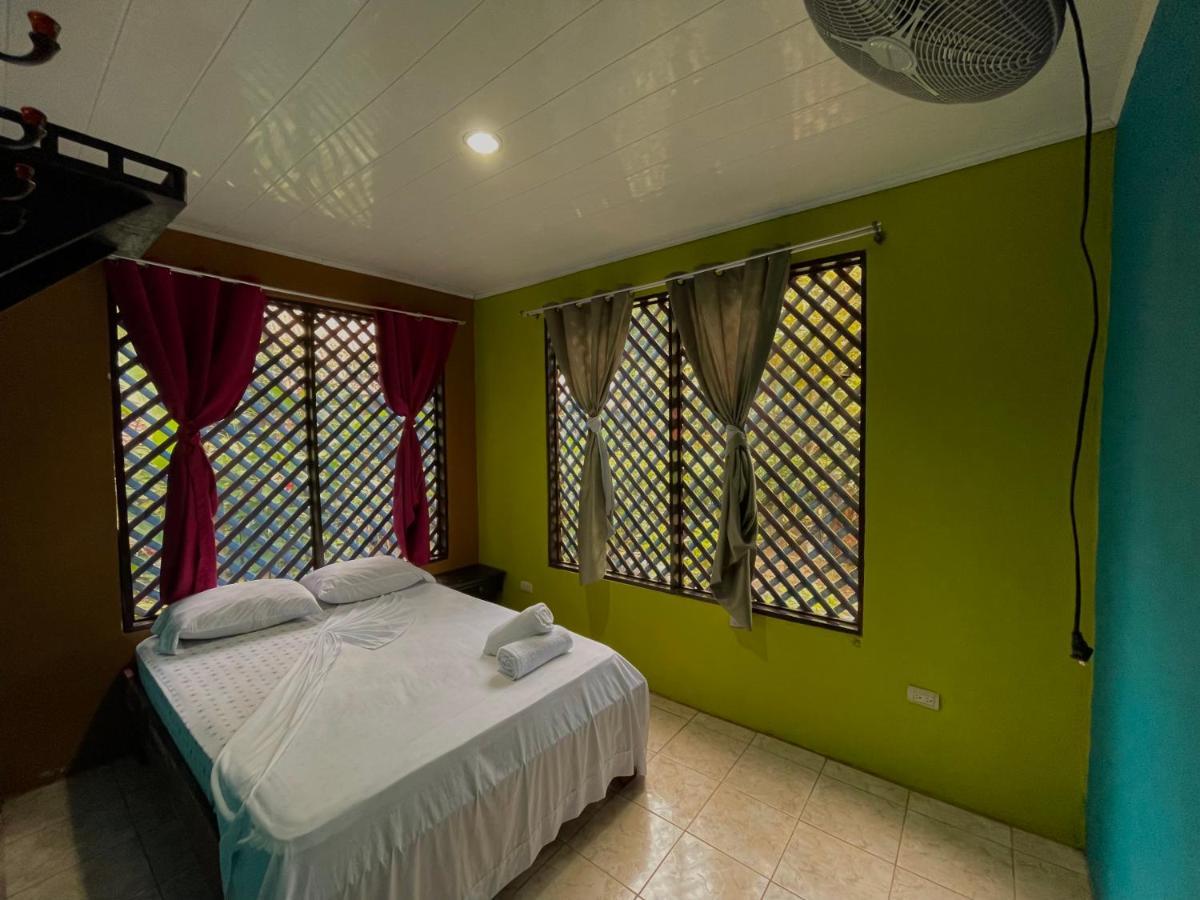 Los Amigos Jungle Hotel Tortuguero Ngoại thất bức ảnh