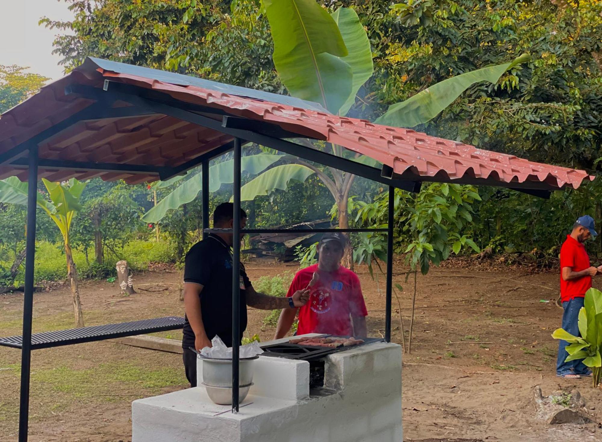 Los Amigos Jungle Hotel Tortuguero Ngoại thất bức ảnh
