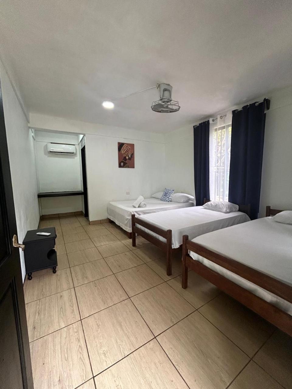 Los Amigos Jungle Hotel Tortuguero Phòng bức ảnh
